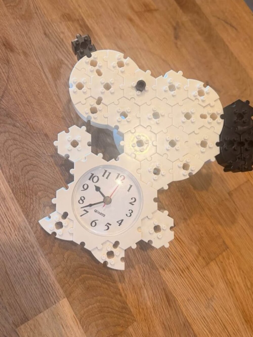 Snoopy White Puzzle Wall Clock